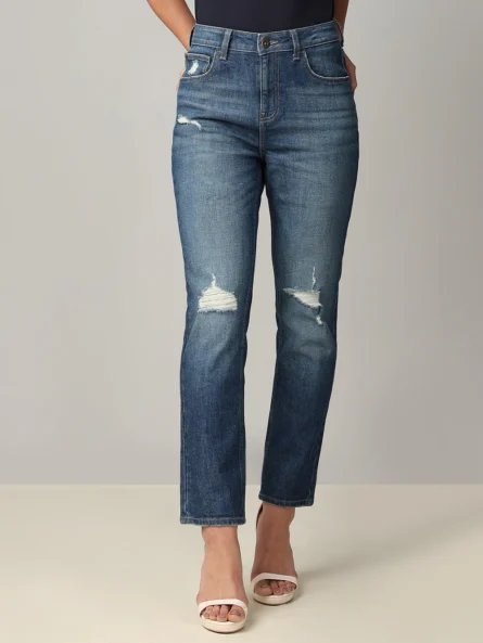 MID-BLUE DISTRESSED STRAIGHT FIT JEANS - Image 6