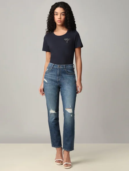 MID-BLUE DISTRESSED STRAIGHT FIT JEANS - Image 3