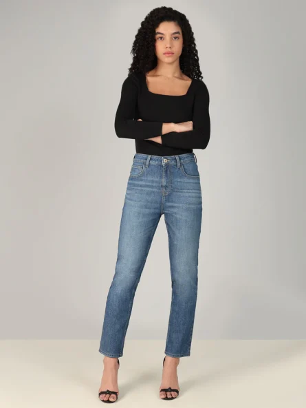 CLASSIC BLUE STRAIGHT FIT JEANS - Image 4
